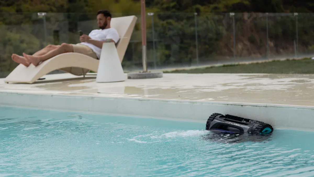 Comment r&eacute;parer l'eau trouble de la piscine, &eacute;tape par &eacute;tape